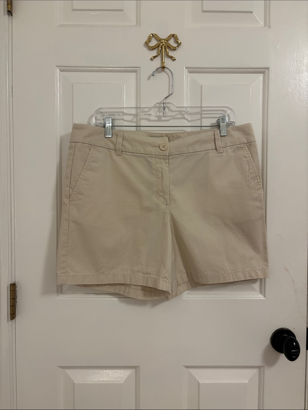 LOFT Beige Chino Shorts Size 10